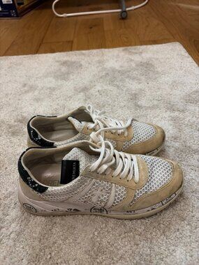 Cream & White Mesh Lace-Up Sneakers Women's EU 40 / US 9.5